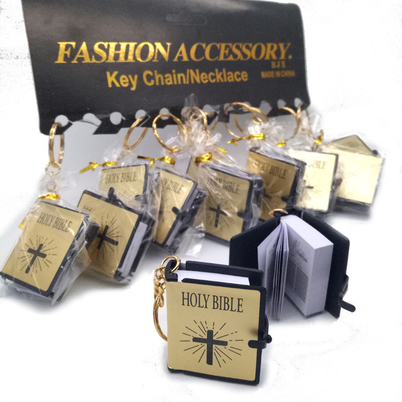 Mini English HOLY BIBLE Key Chains Real Paper Readable Bible Christian Keyrings Car Key Chains Bag Ornaments Religious Jewelry